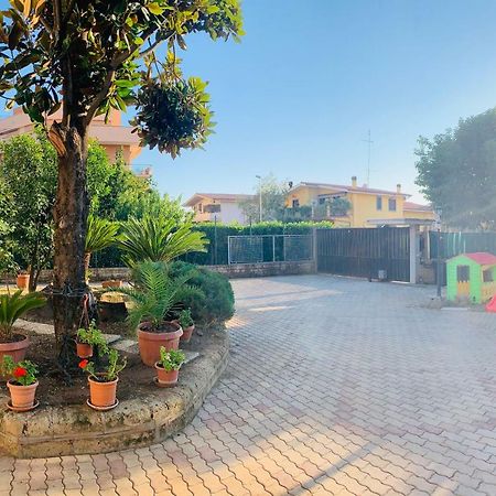 Hotel 32 à Ciampino Extérieur photo