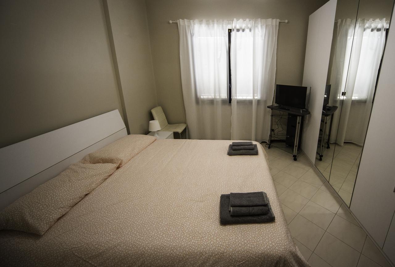 Hotel 32 à Ciampino Extérieur photo