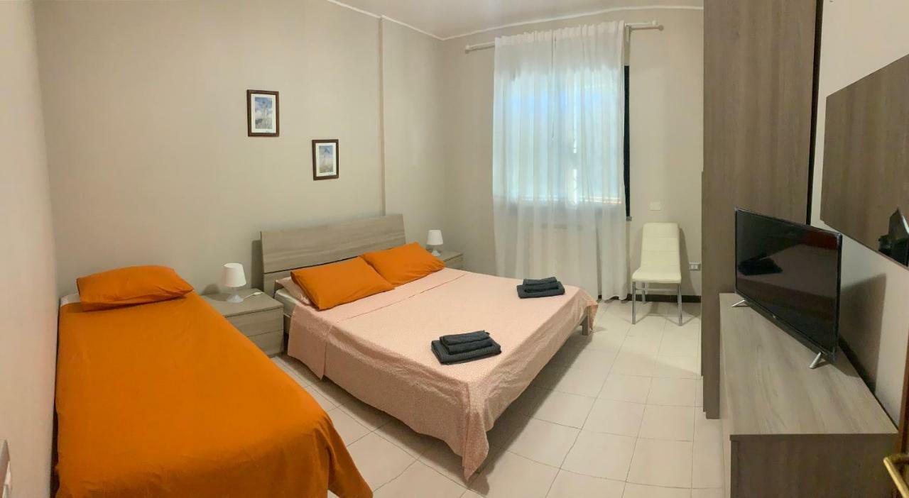 Hotel 32 à Ciampino Extérieur photo