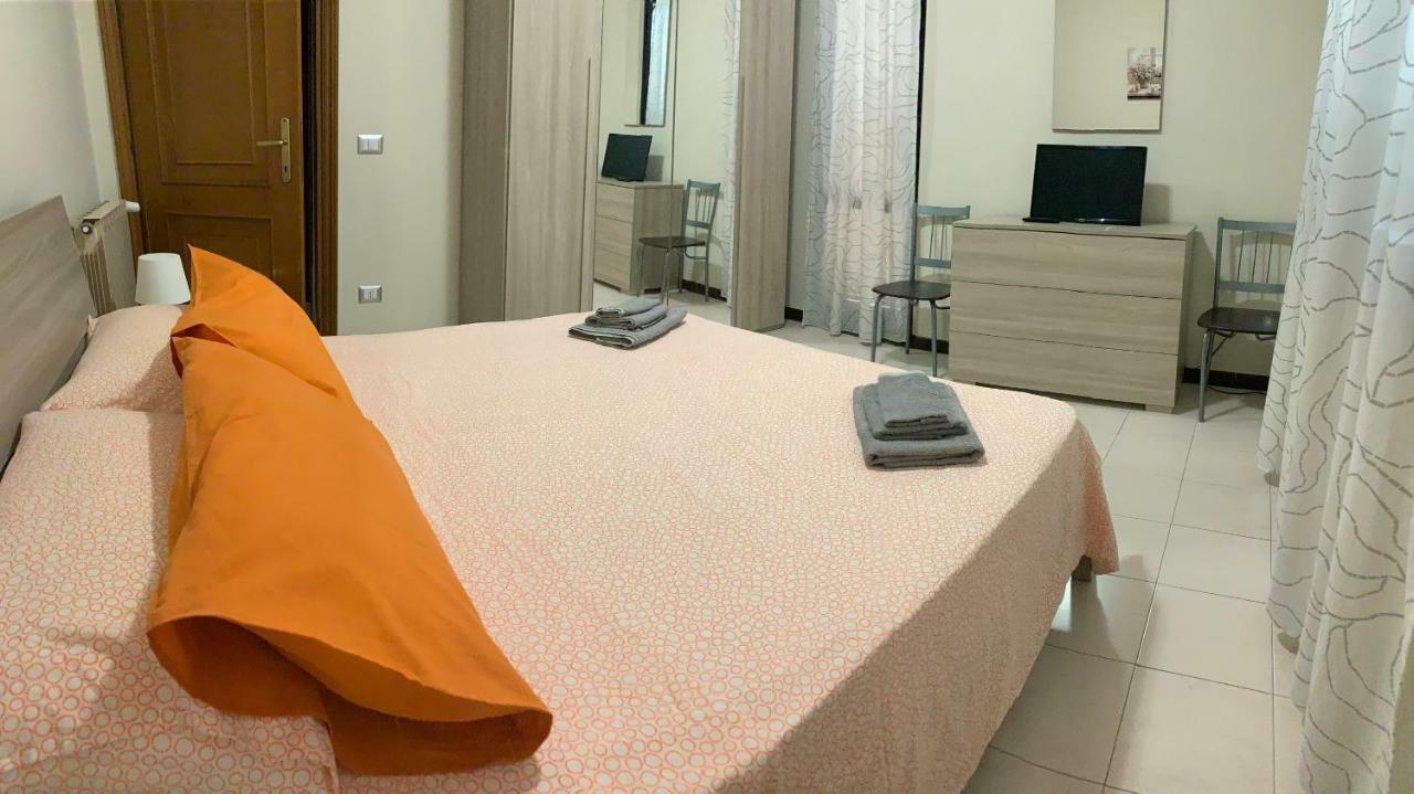 Hotel 32 à Ciampino Extérieur photo